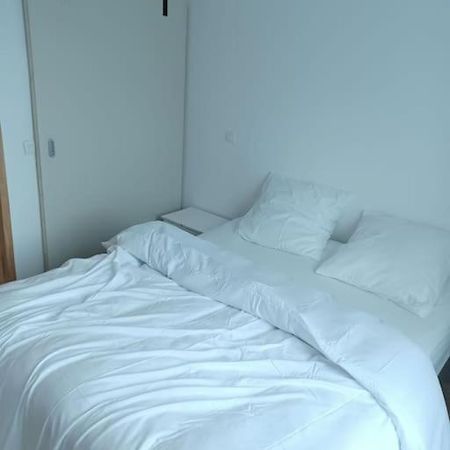 Appartement.1 Сент-Уен Екстериор снимка